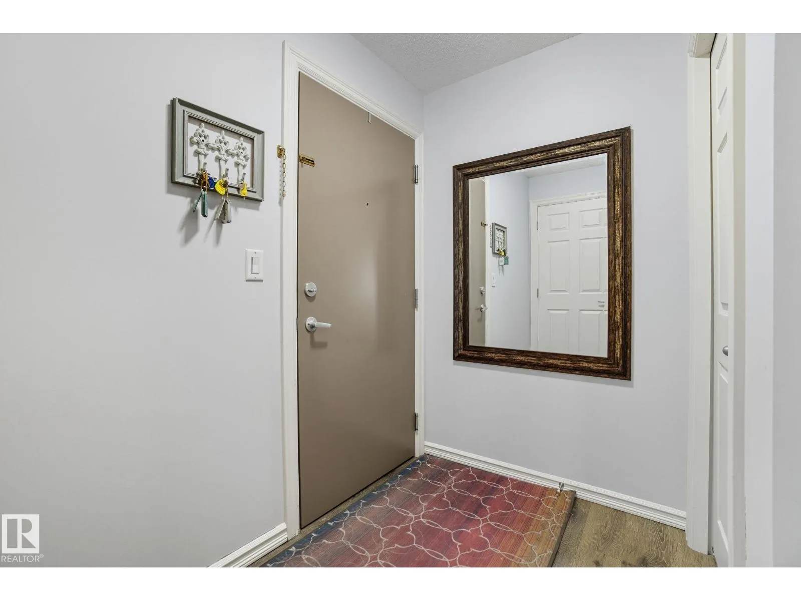 #316 4407 23 ST NW