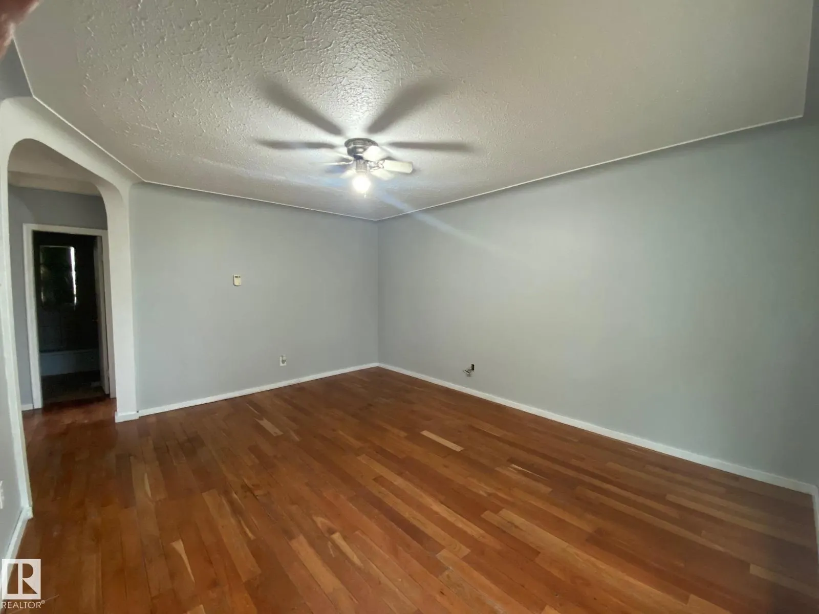 5411 48 ST