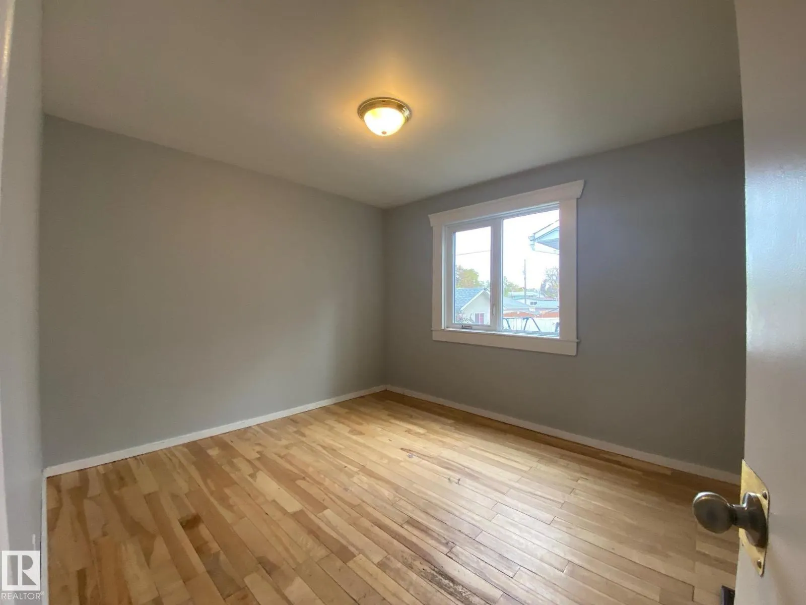 5411 48 ST