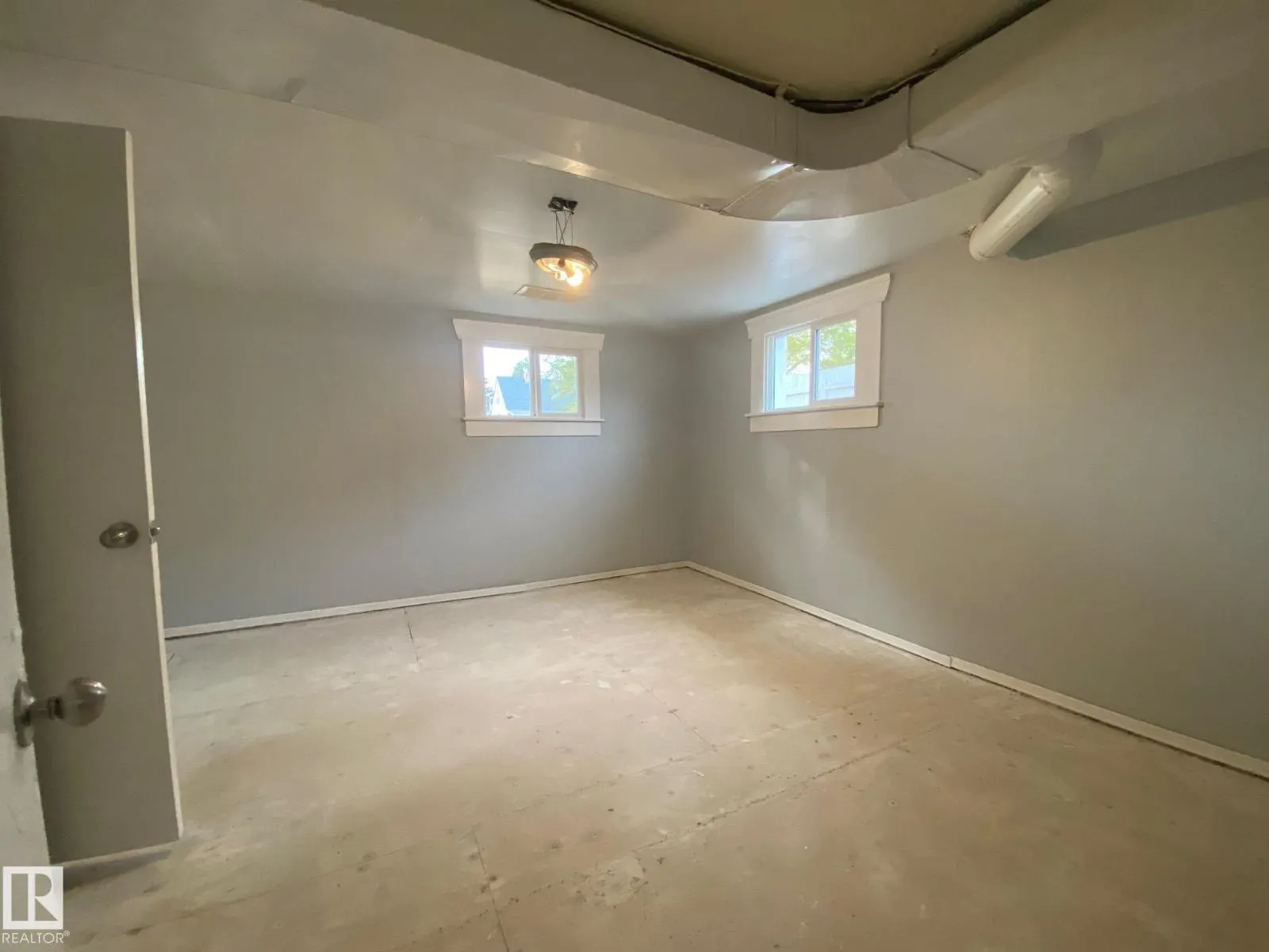 5411 48 ST