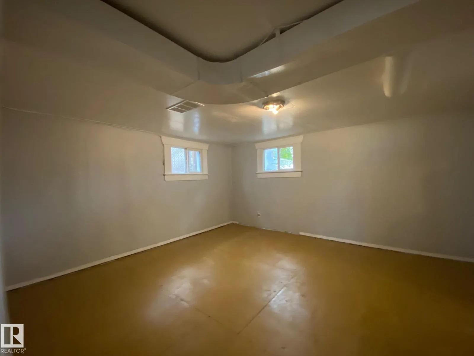 5411 48 ST