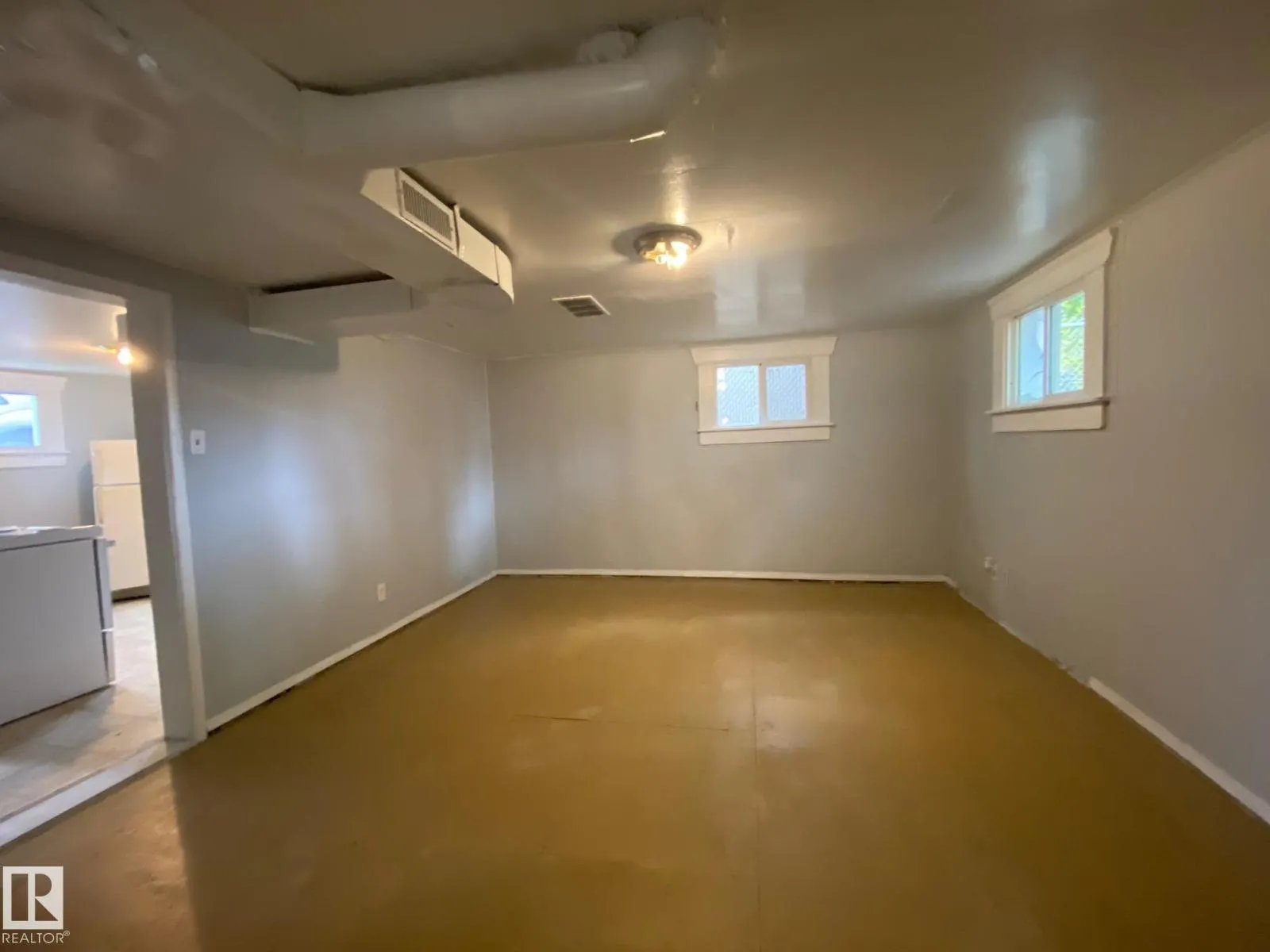 5411 48 ST