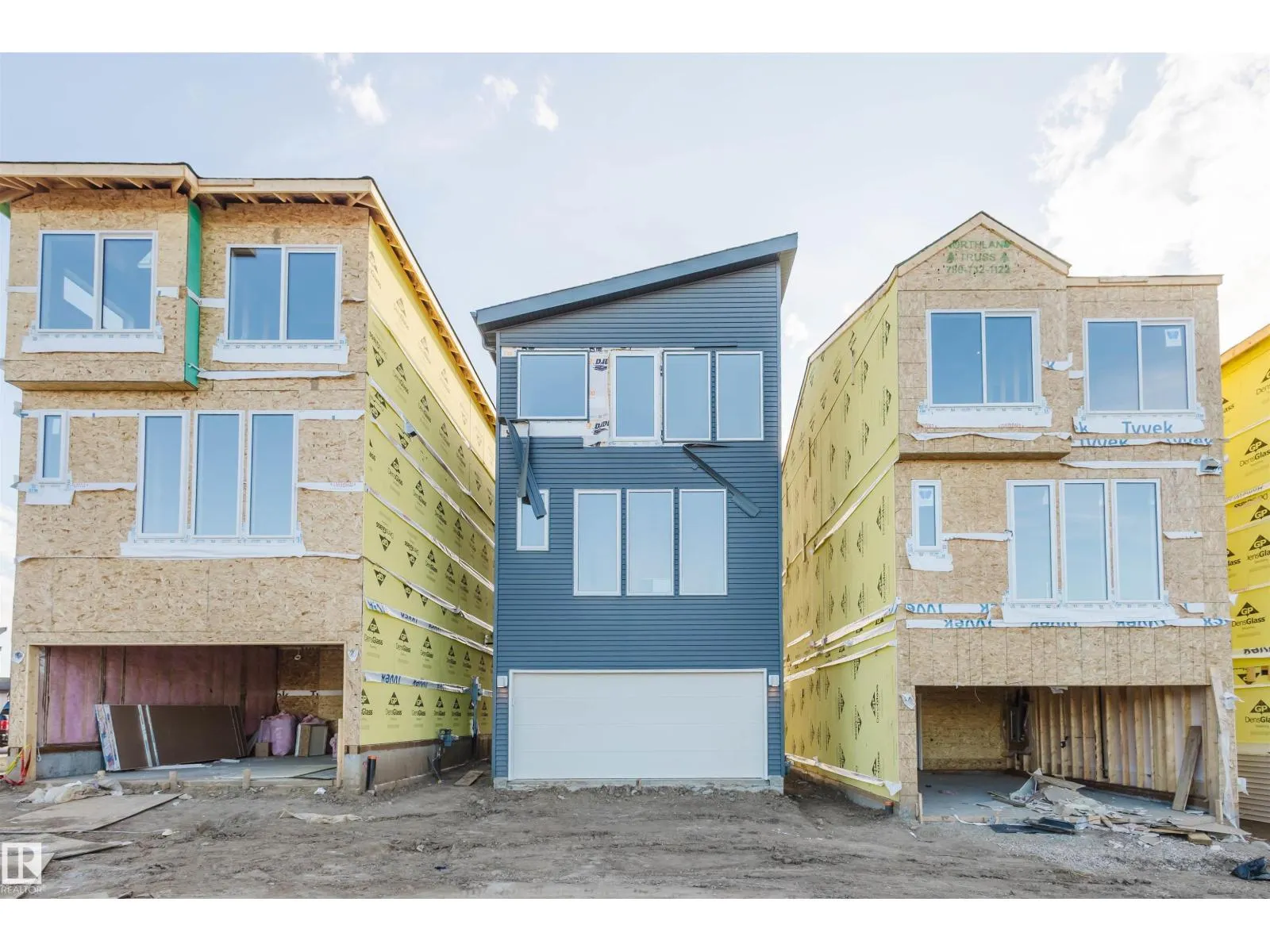463 33 ST SW