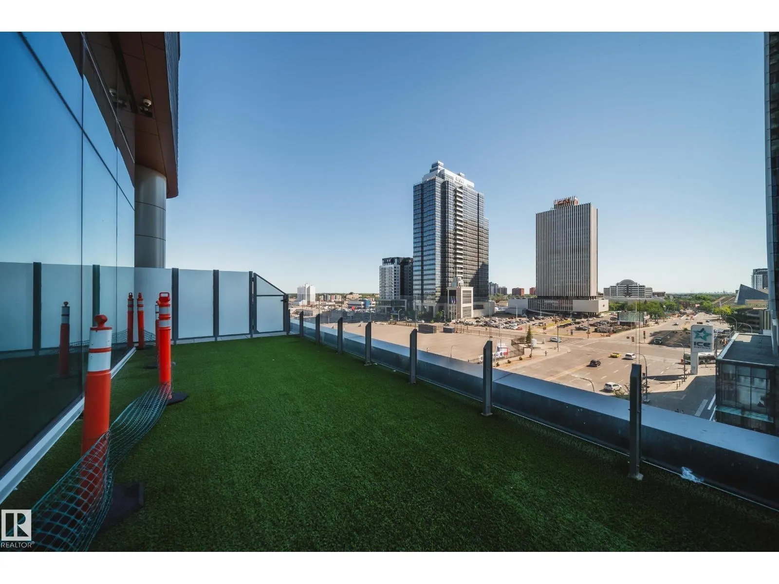 #3505 10360 102 ST NW