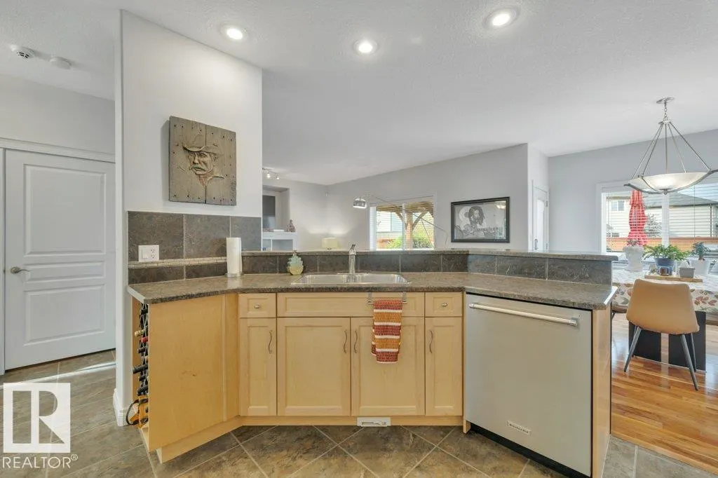 144 RUE MARQUET