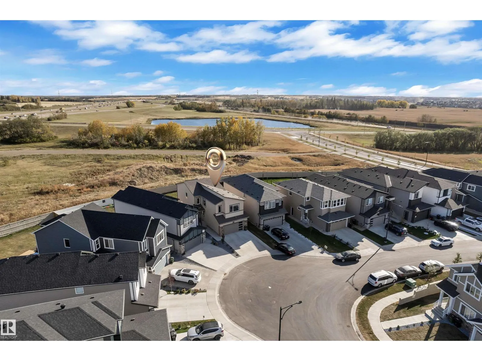 407 30 AV NW