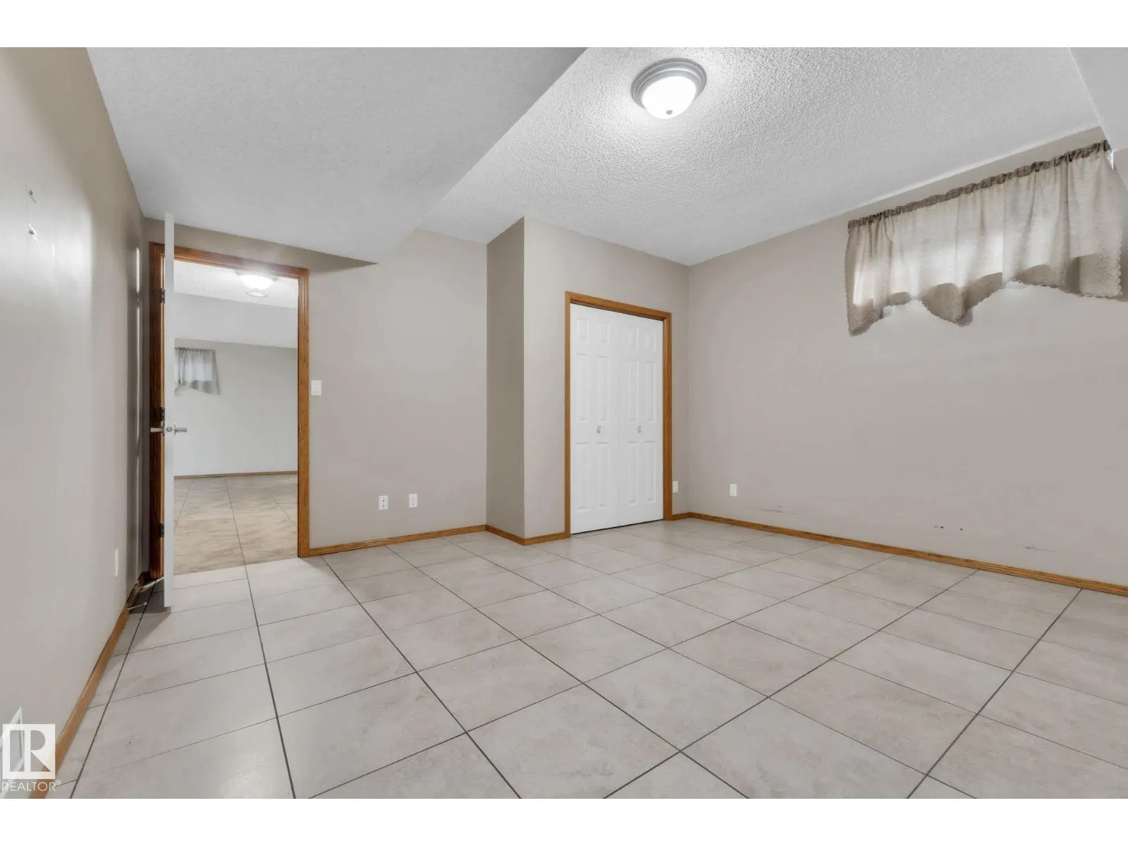 1217 SUMMERSIDE DR SW