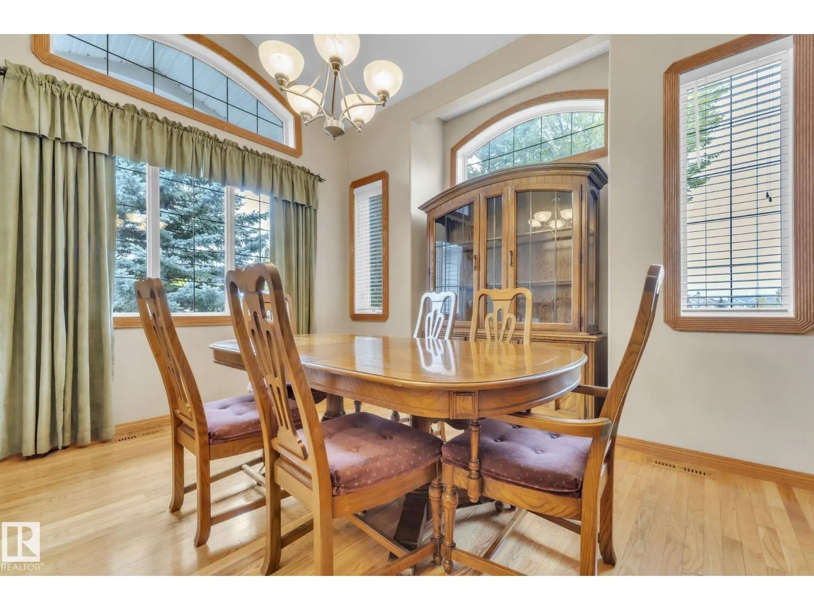 1217 SUMMERSIDE DR SW