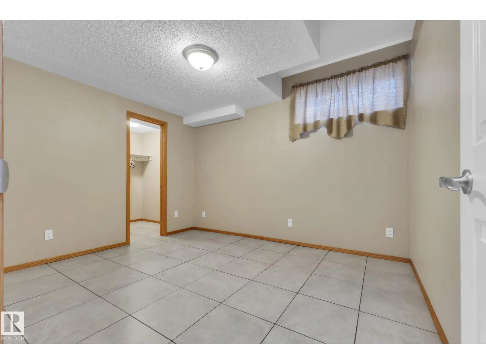 1217 SUMMERSIDE DR SW