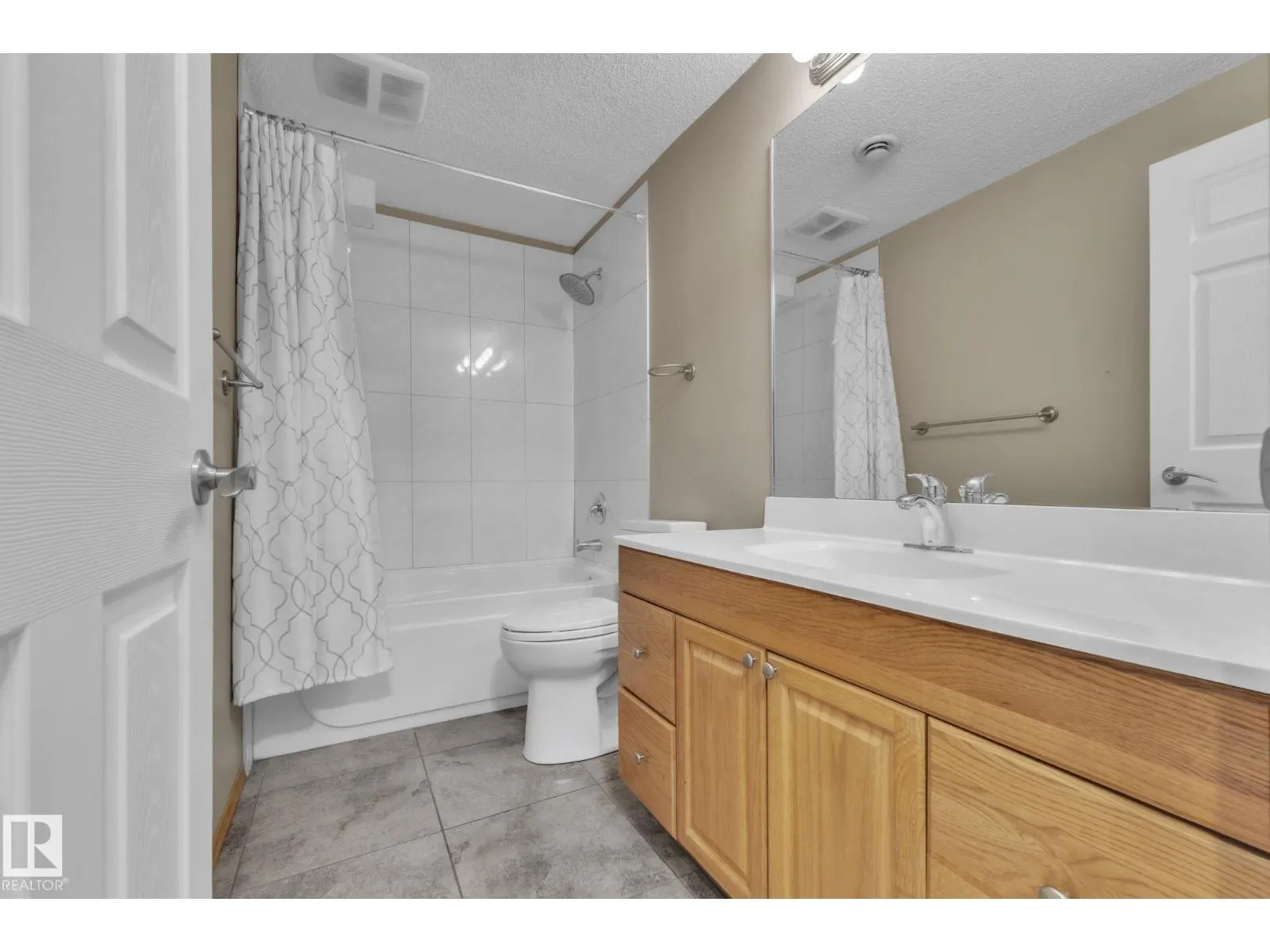 1217 SUMMERSIDE DR SW
