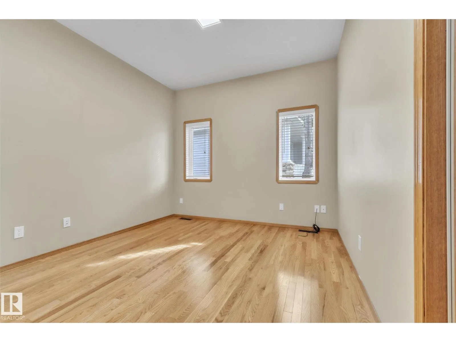 1217 SUMMERSIDE DR SW