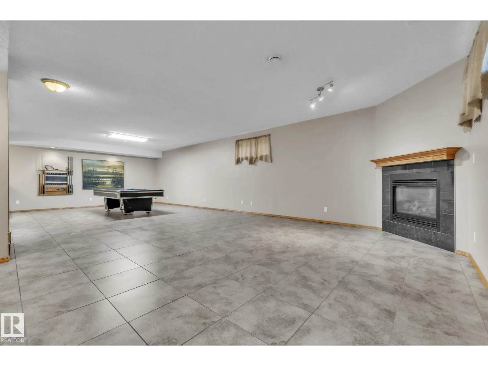 1217 SUMMERSIDE DR SW