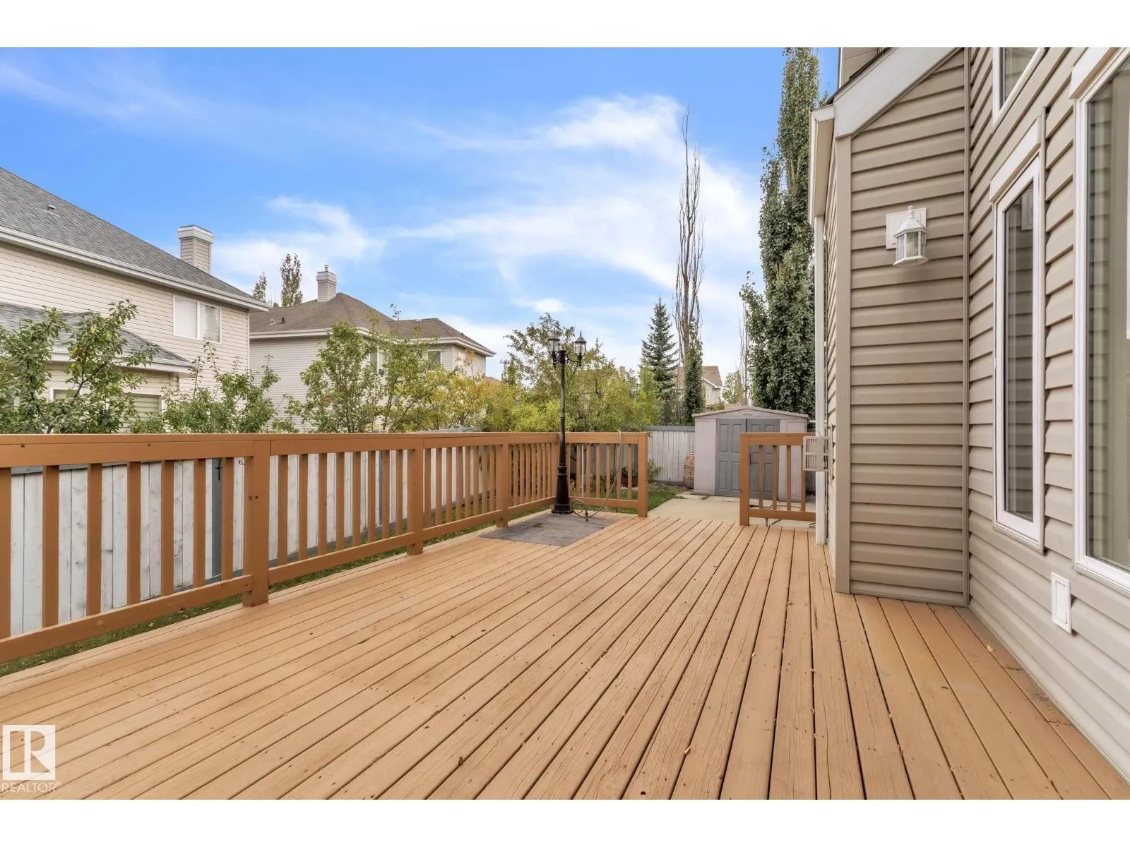 1217 SUMMERSIDE DR SW