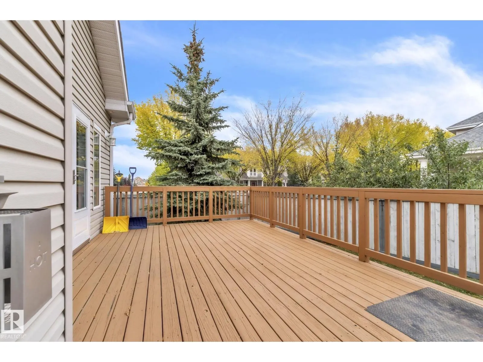 1217 SUMMERSIDE DR SW