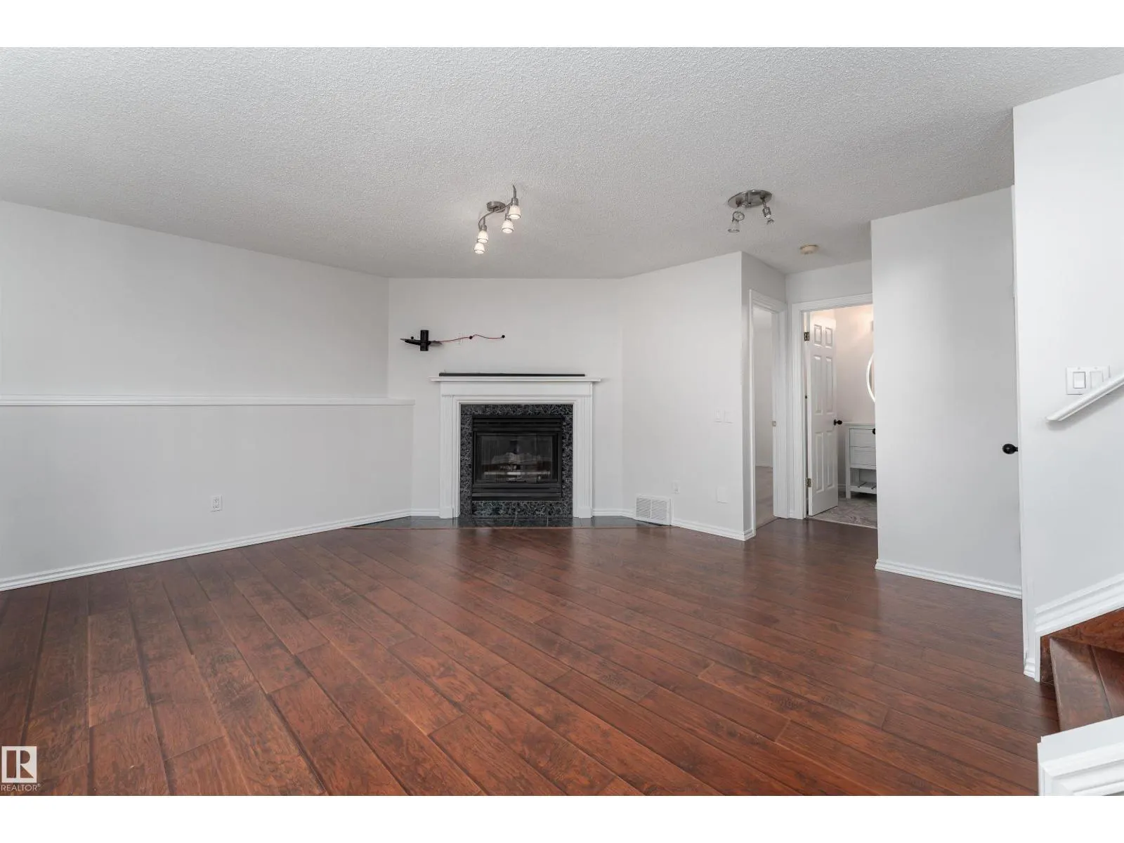 111 WESTMEWS
