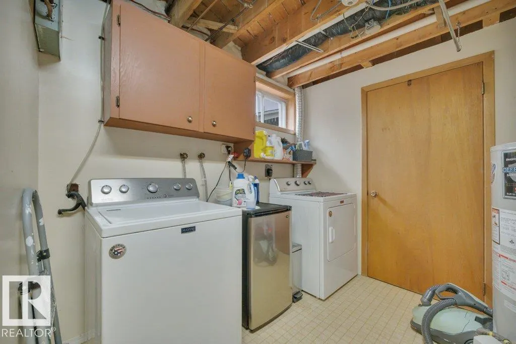 62 CORINTHIA DR