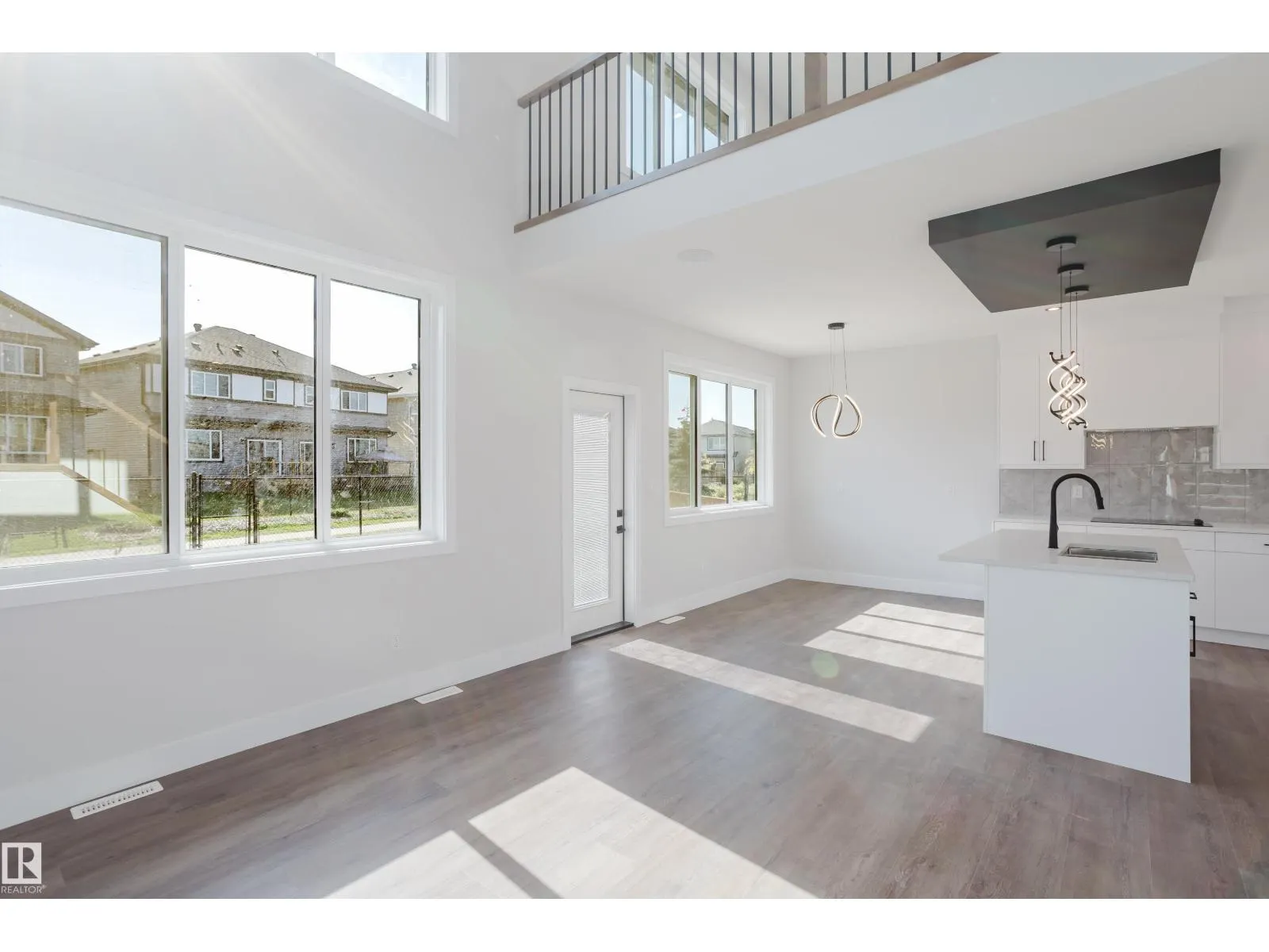329 BALSAM LI
