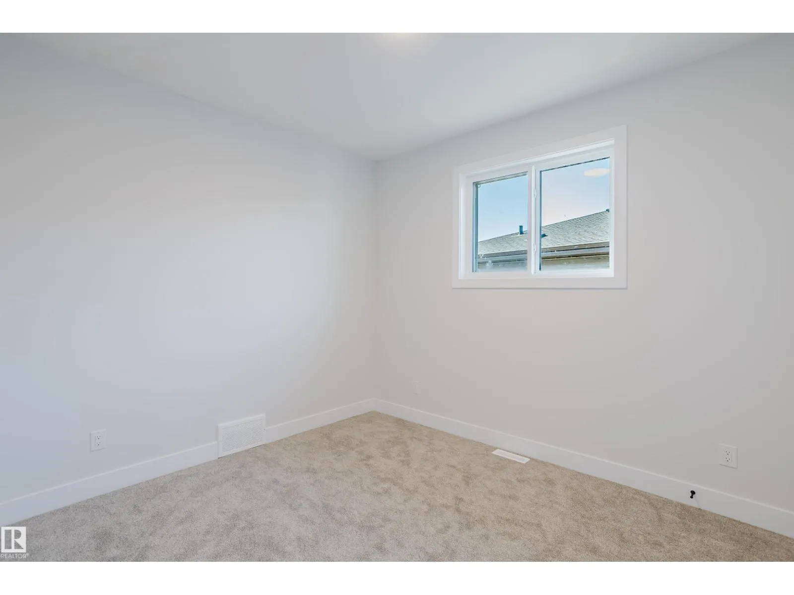 329 BALSAM LI