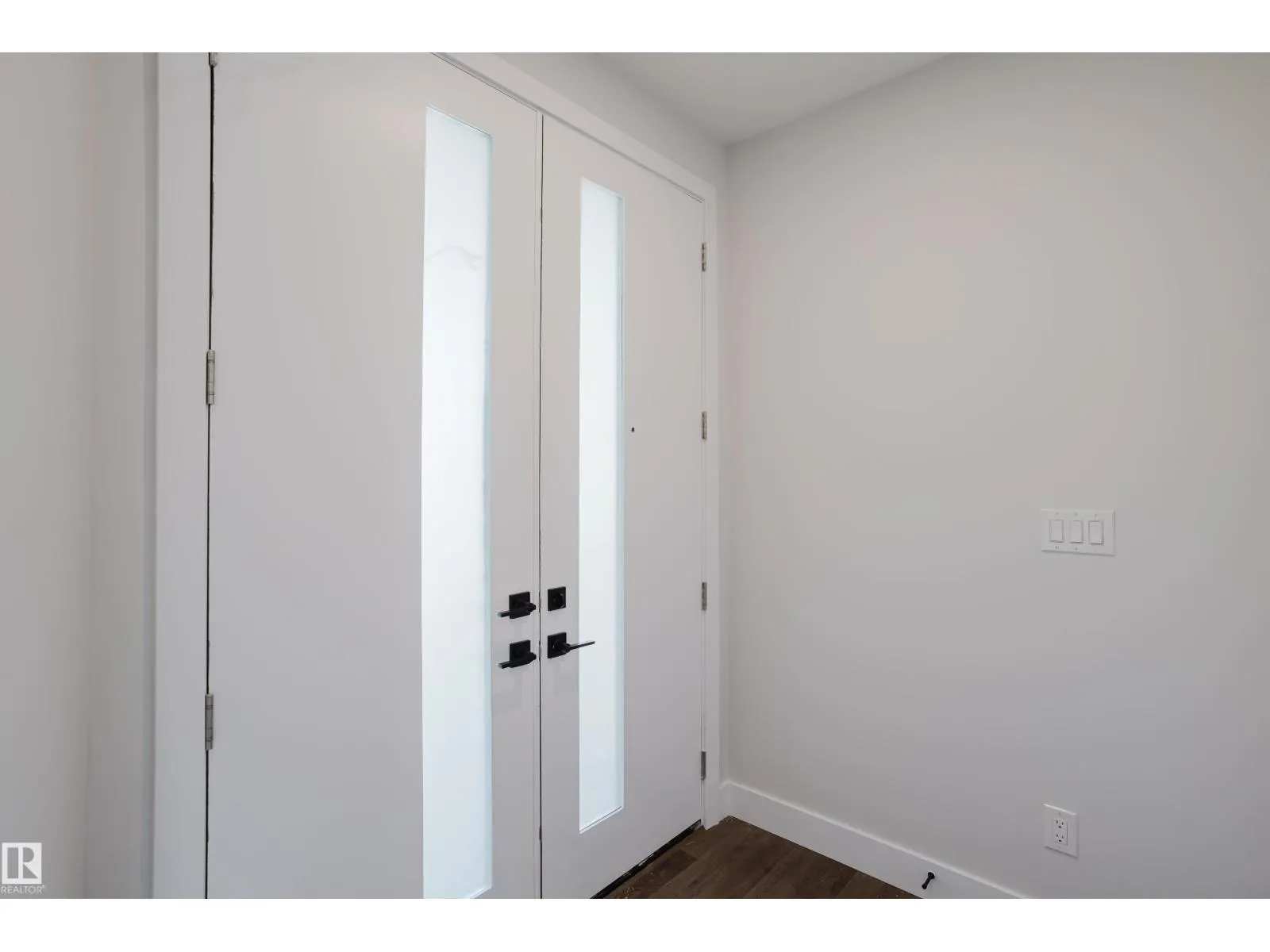 329 BALSAM LI