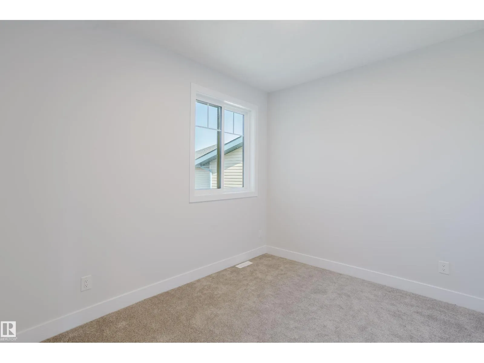 329 BALSAM LI