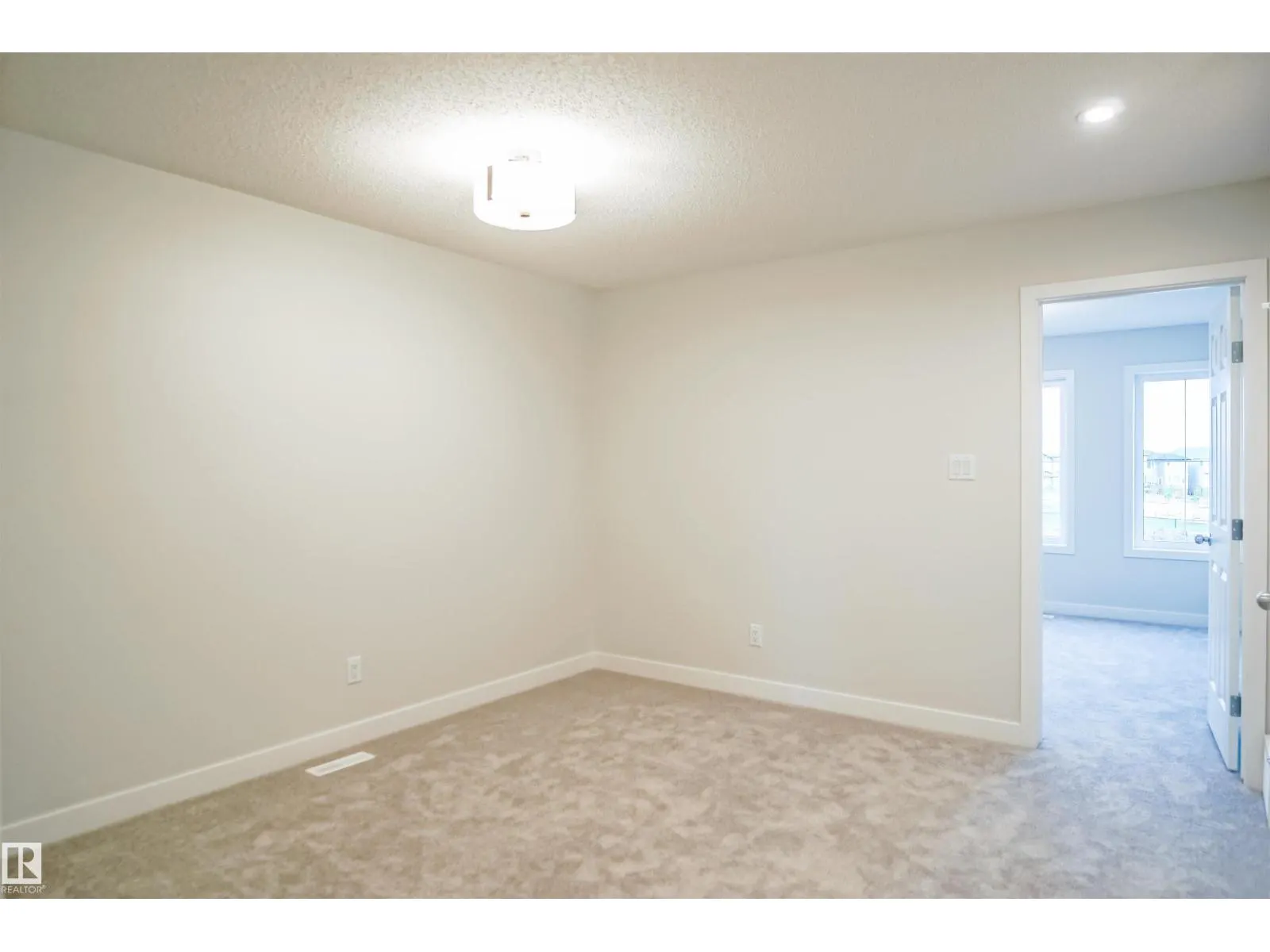 18141 73A ST NW
