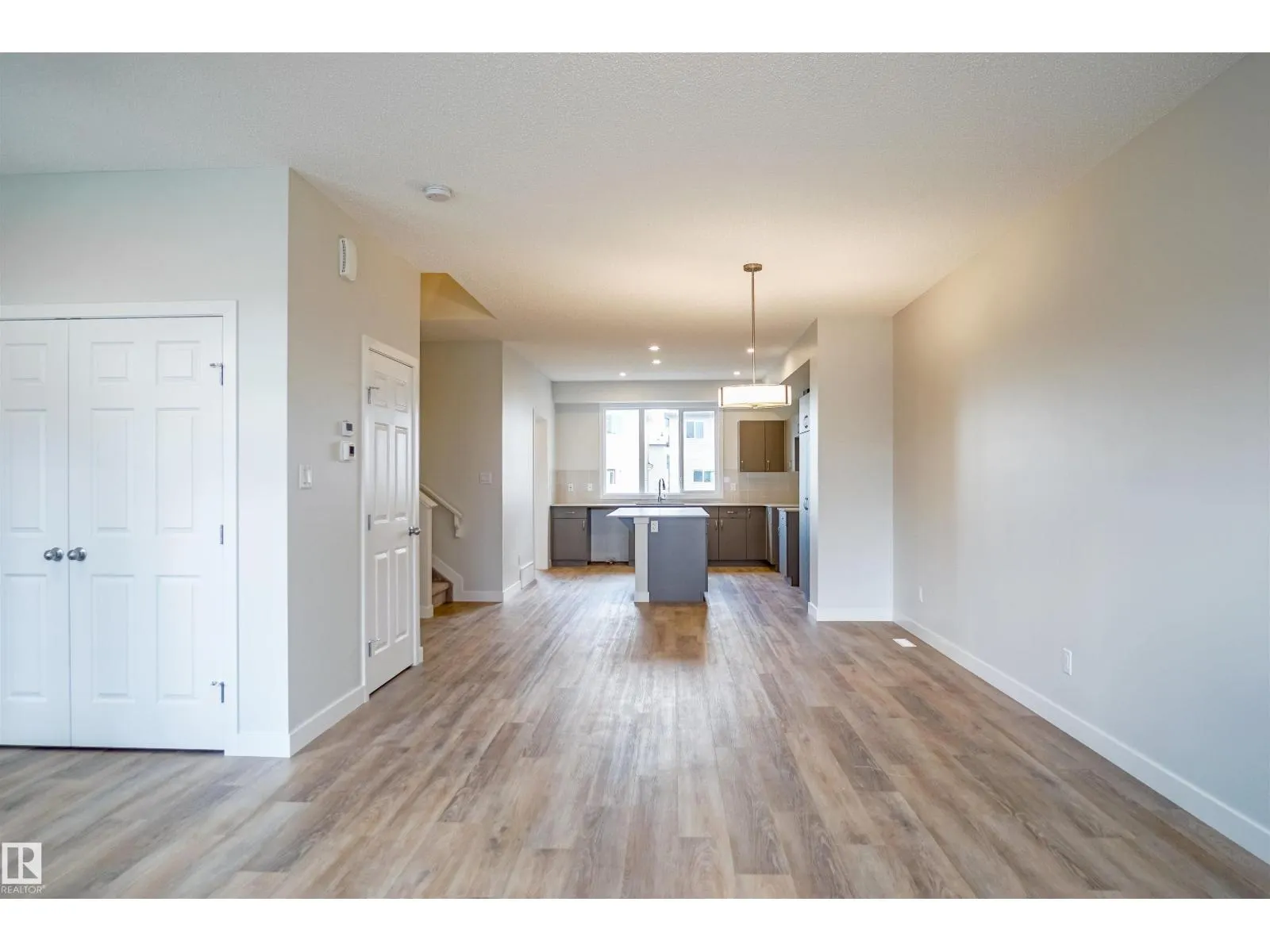 18141 73A ST NW
