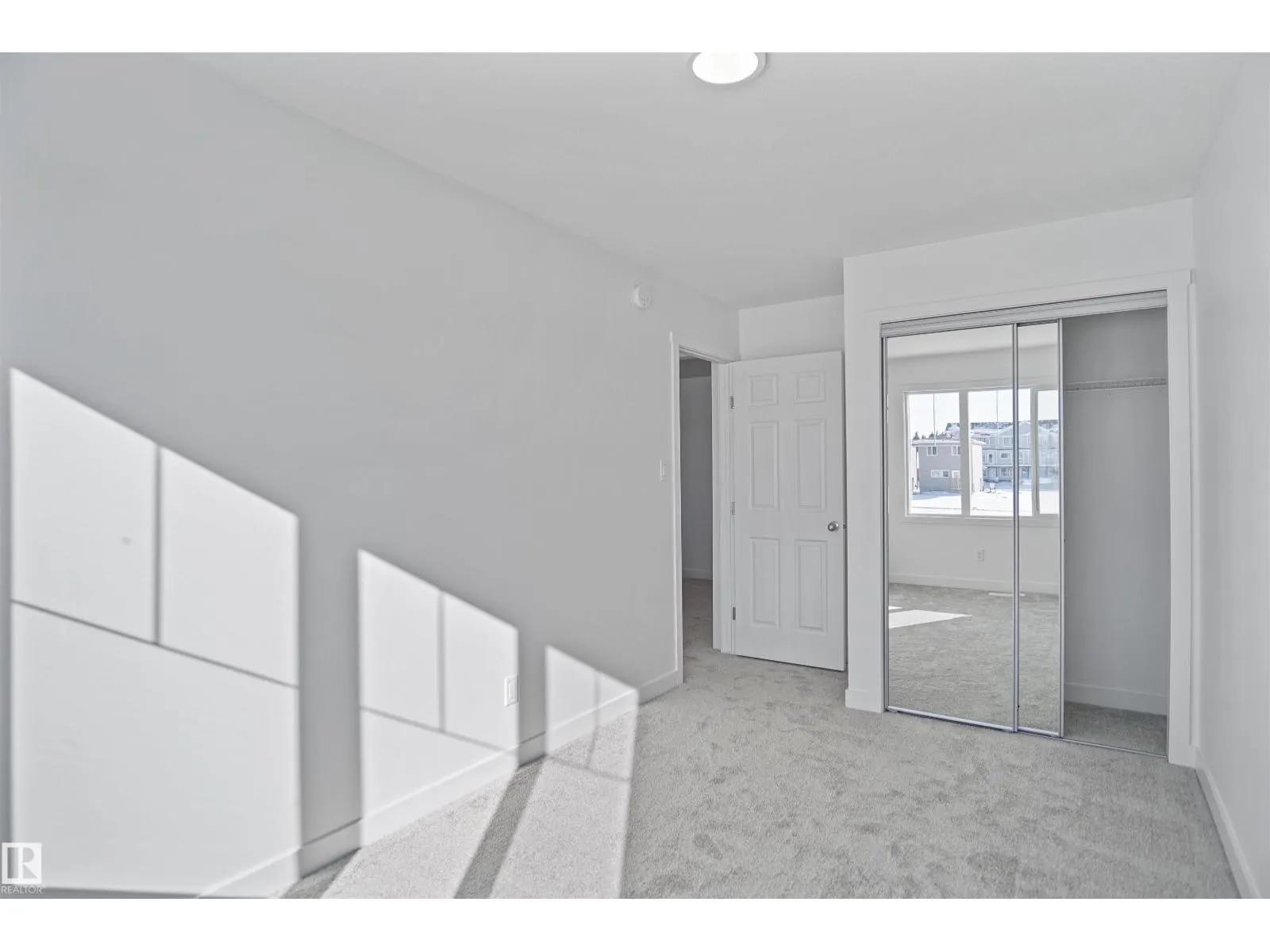 17928 70 ST NW