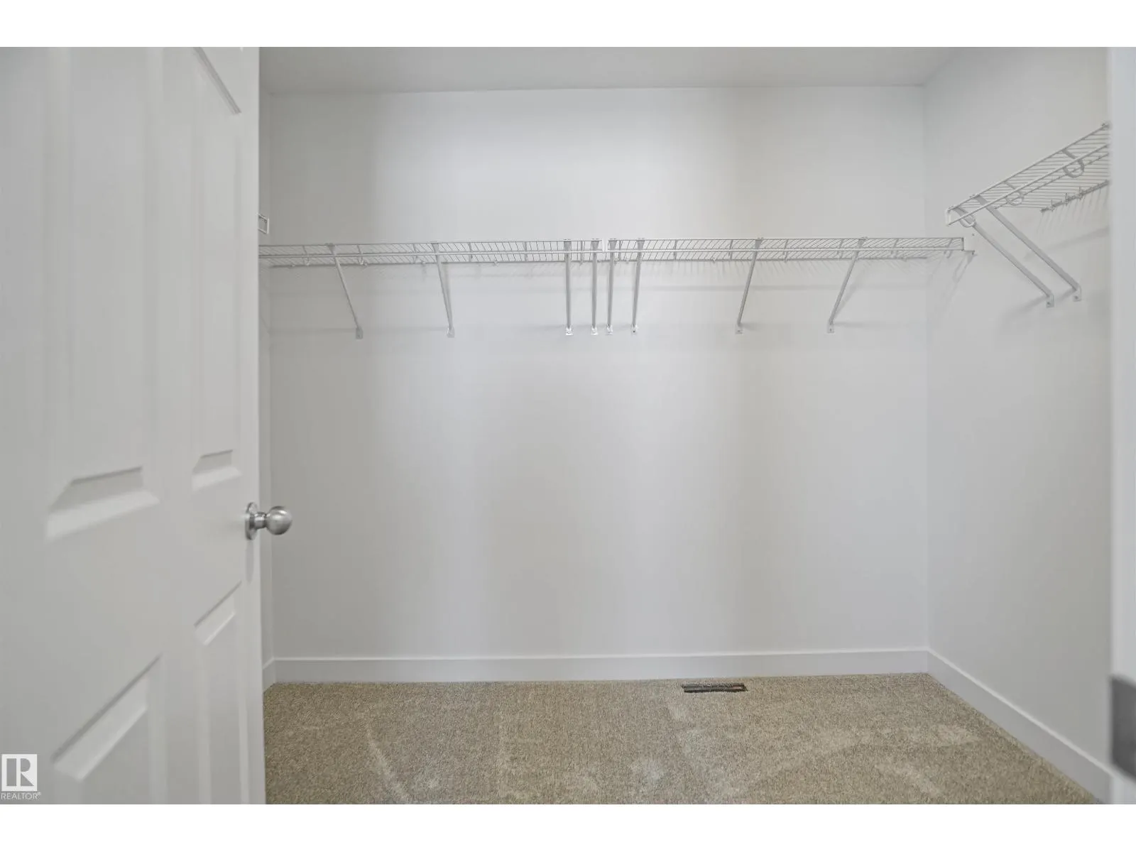 17928 70 ST NW
