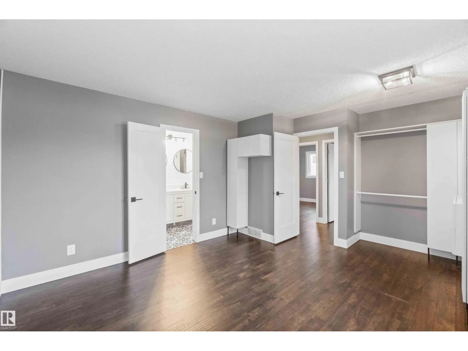 99 DORCHESTER DR
