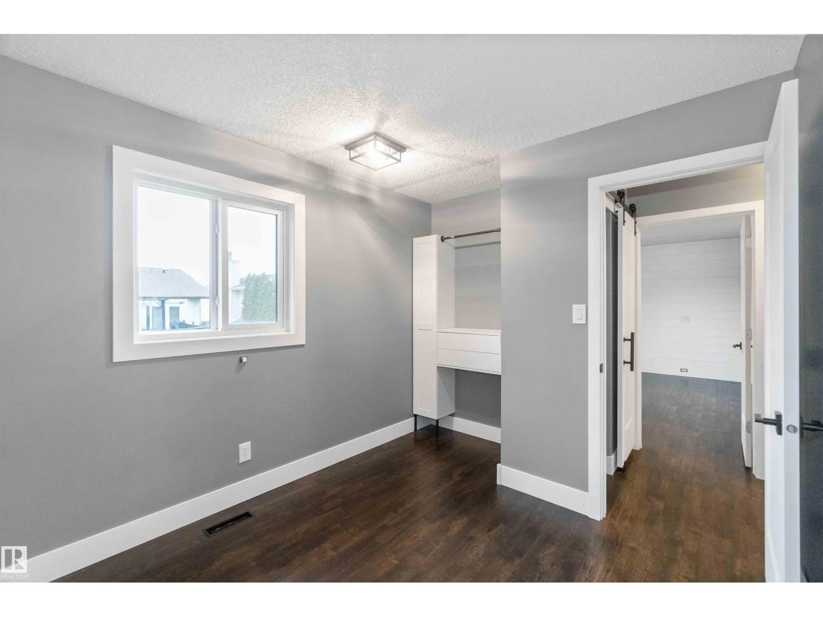 99 DORCHESTER DR