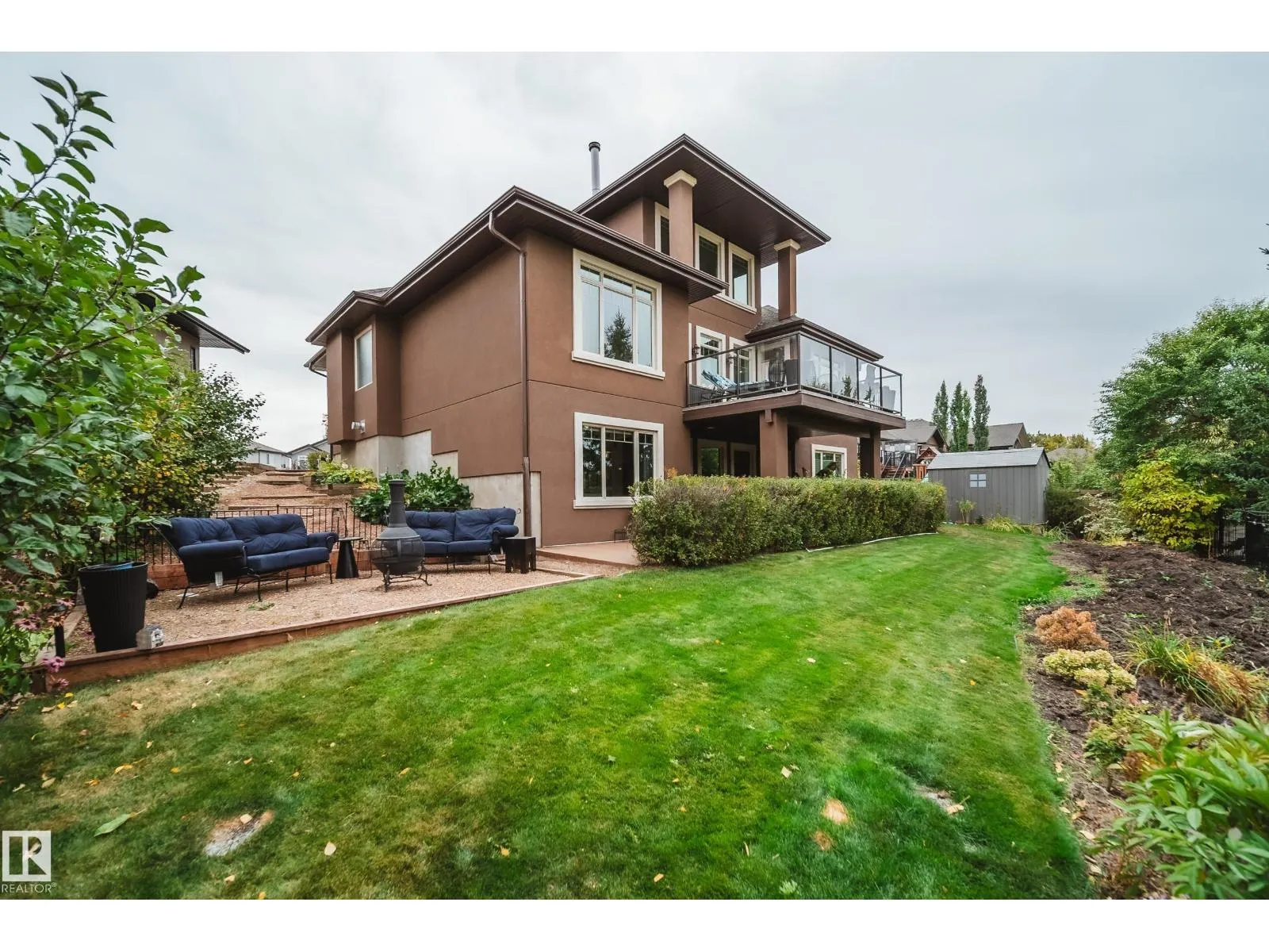 248 RAVINE DR