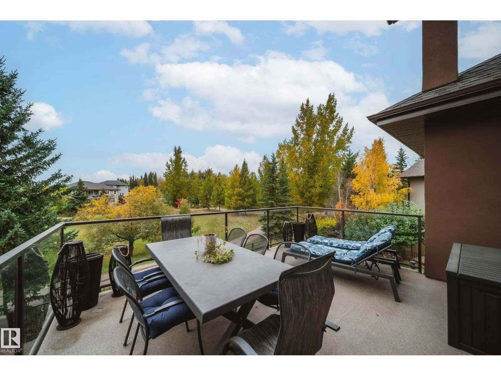 248 RAVINE DR