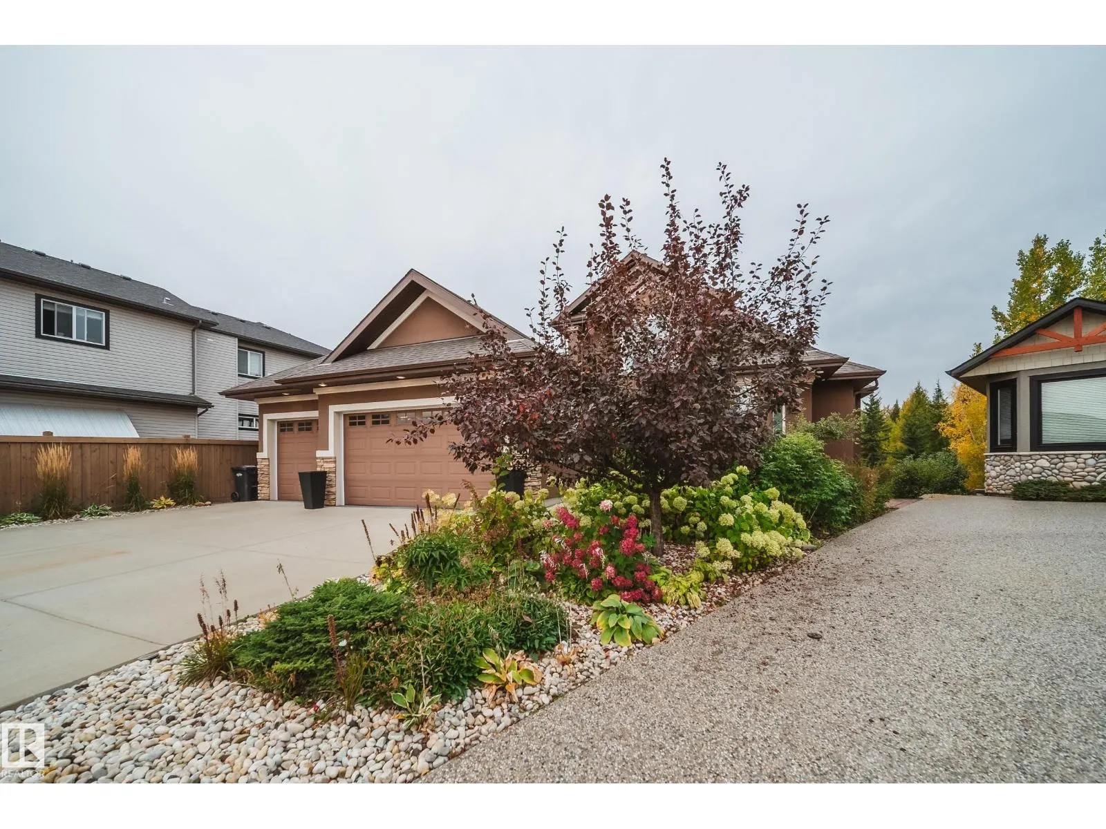 248 RAVINE DR
