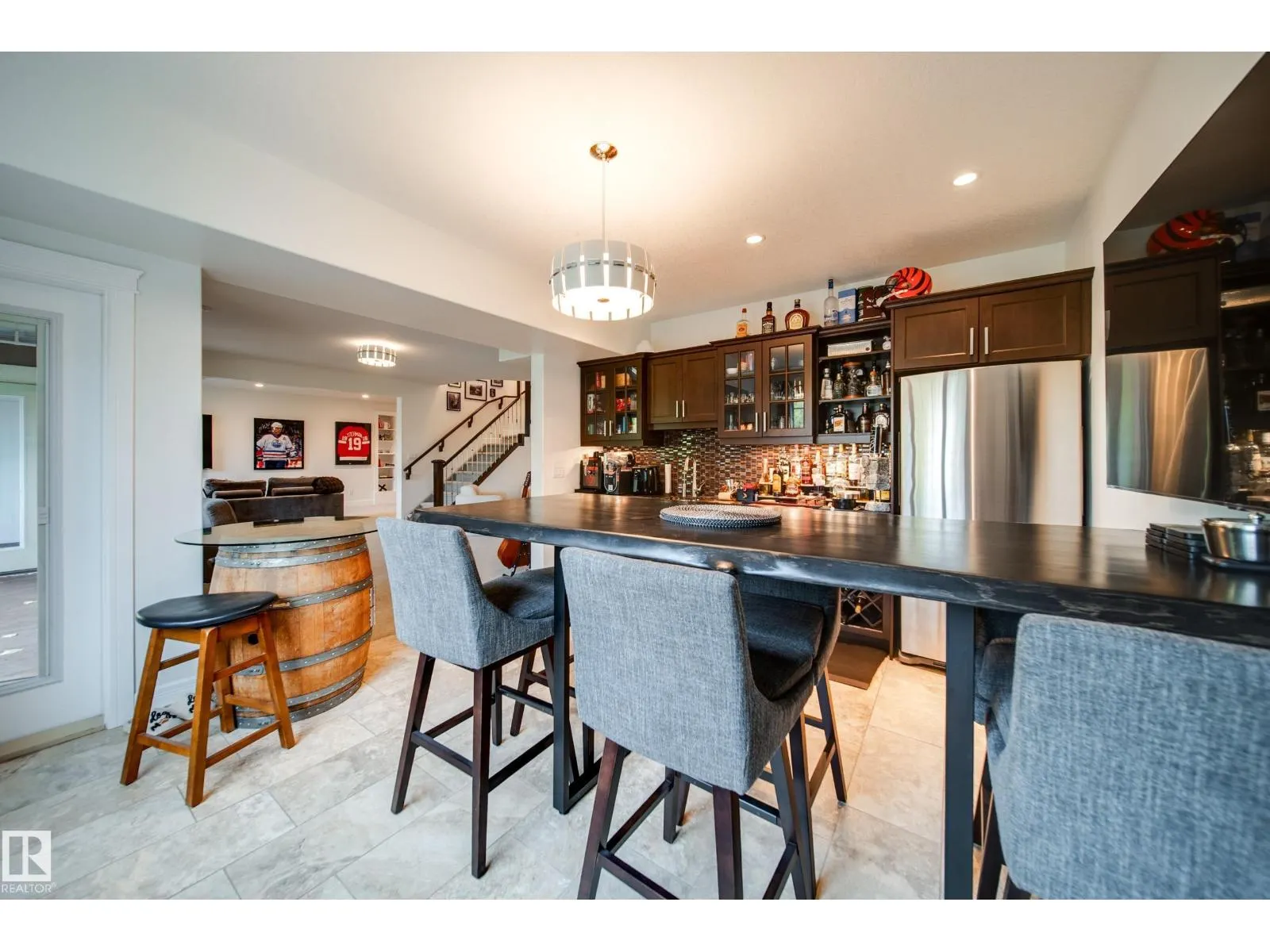 248 RAVINE DR