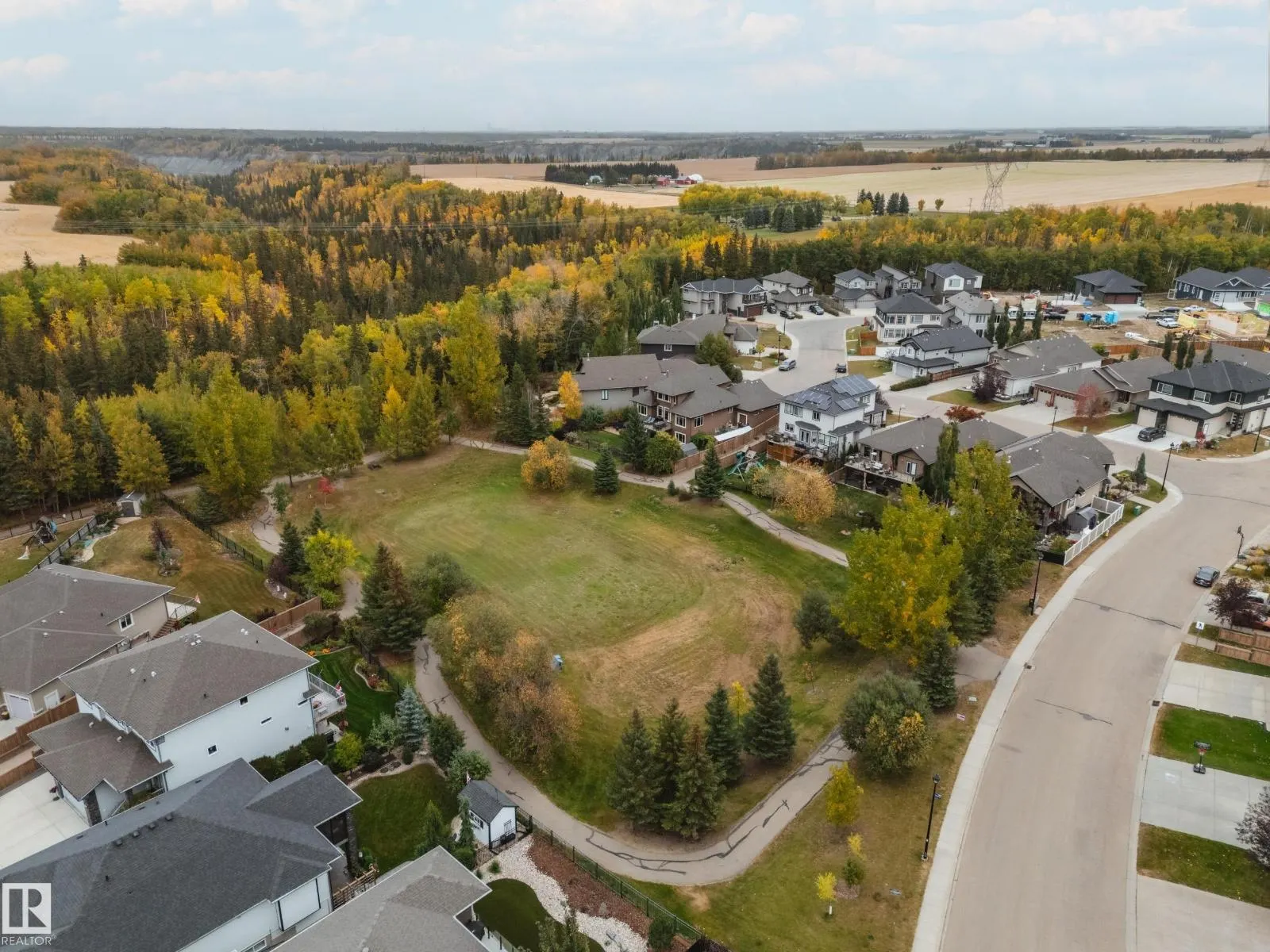 248 RAVINE DR