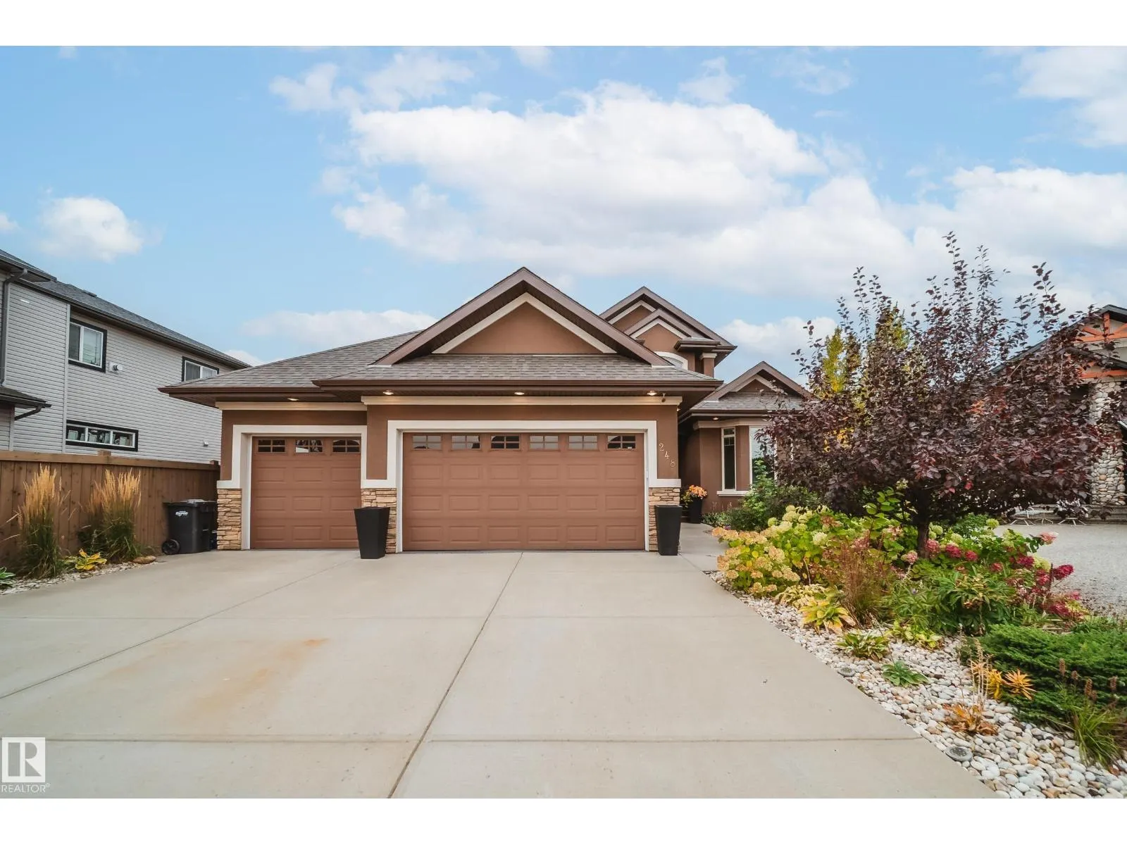 248 RAVINE DR
