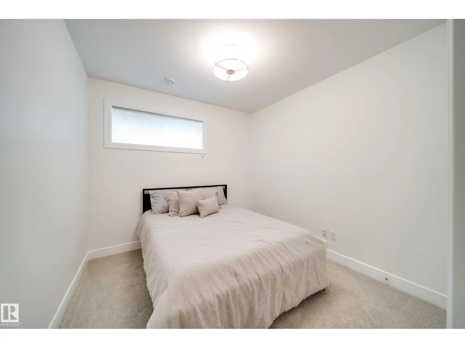 248 RAVINE DR