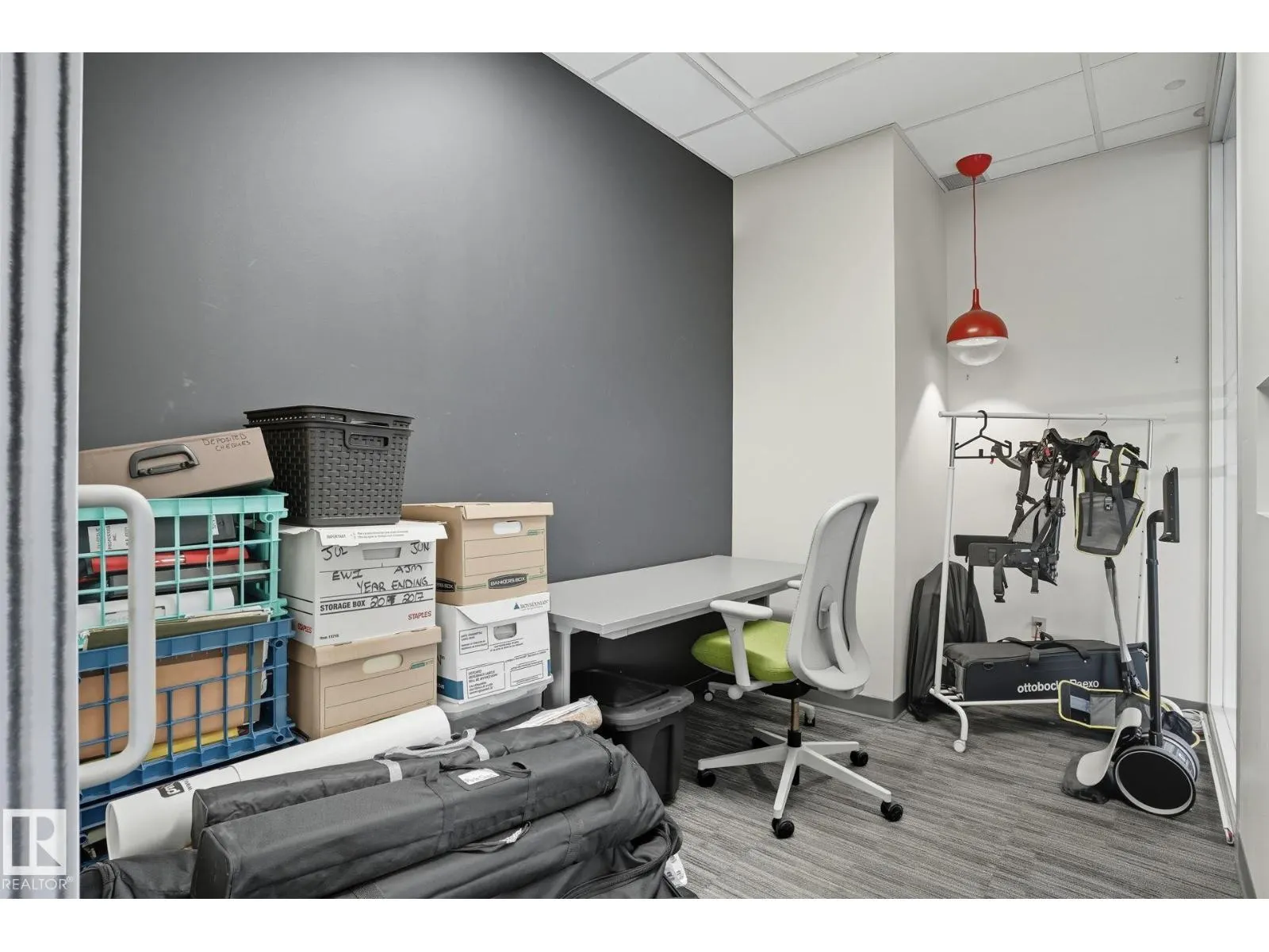 #201 5677 99 ST NW