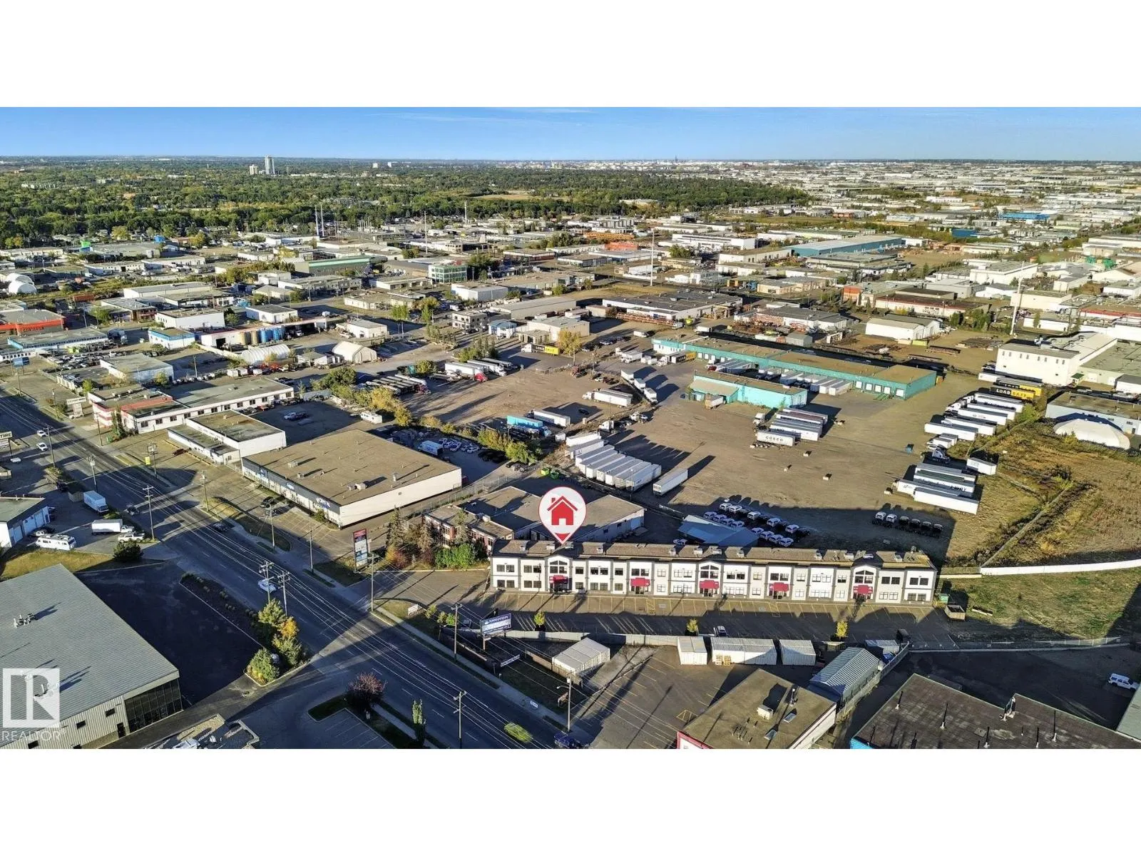 #201 5677 99 ST NW