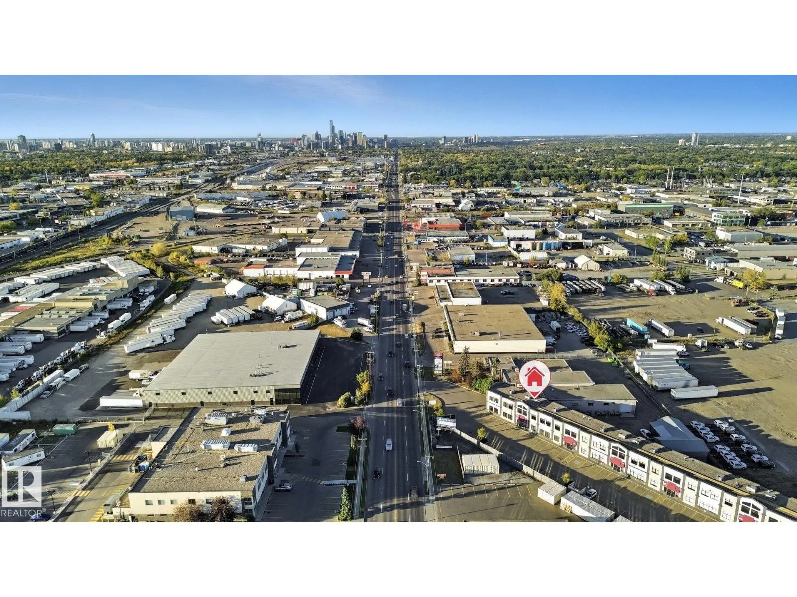 #201 5677 99 ST NW