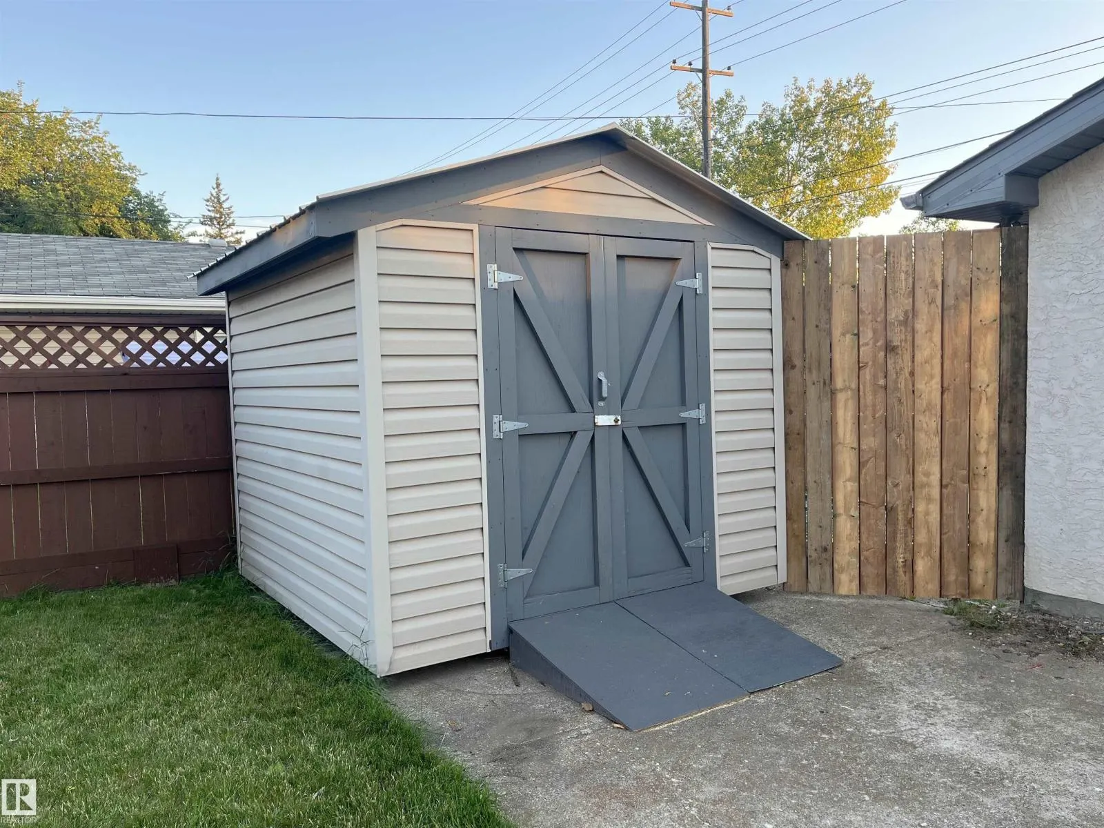 9108 169 ST NW