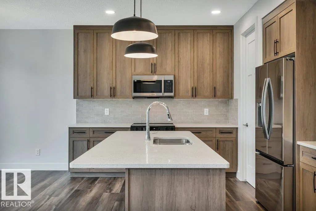 13 HILLWOOD TC
