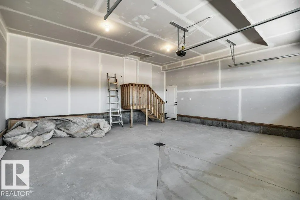 13 HILLWOOD TC