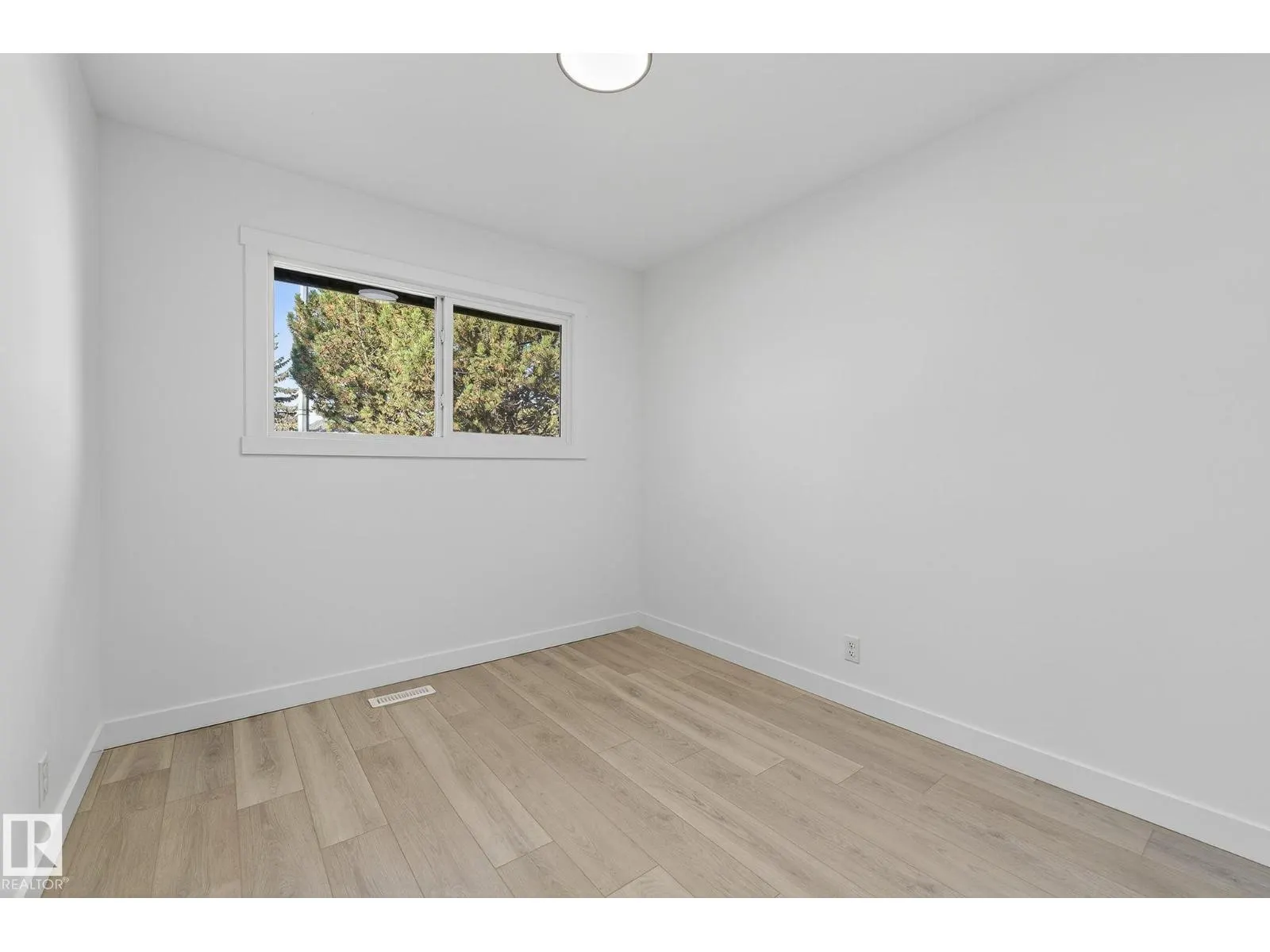 5419 48 ST