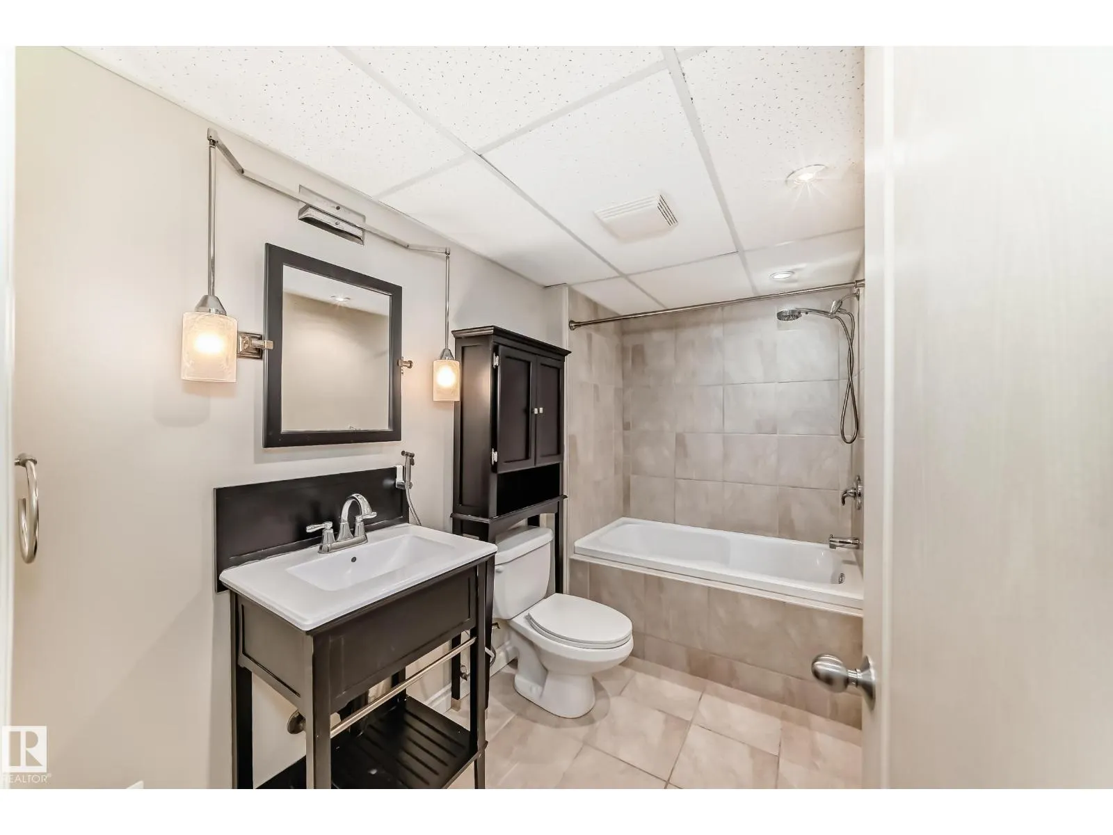 2340 RUTHERFORD WY SW