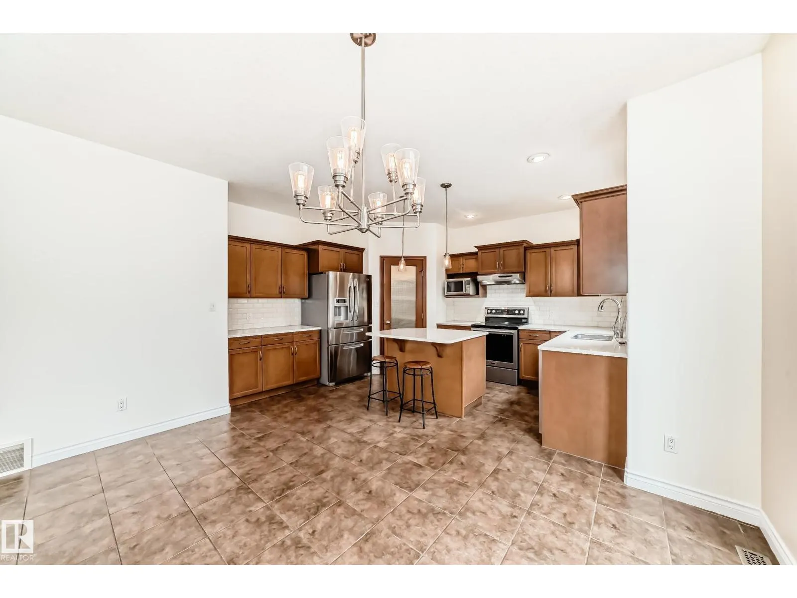 2340 RUTHERFORD WY SW