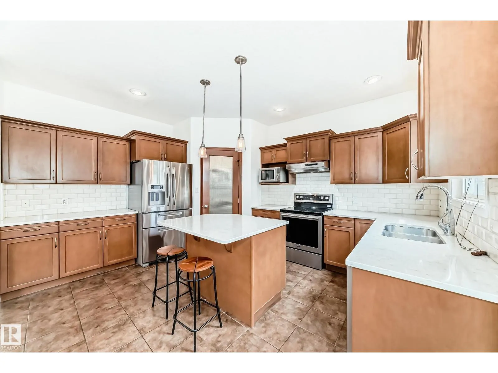 2340 RUTHERFORD WY SW