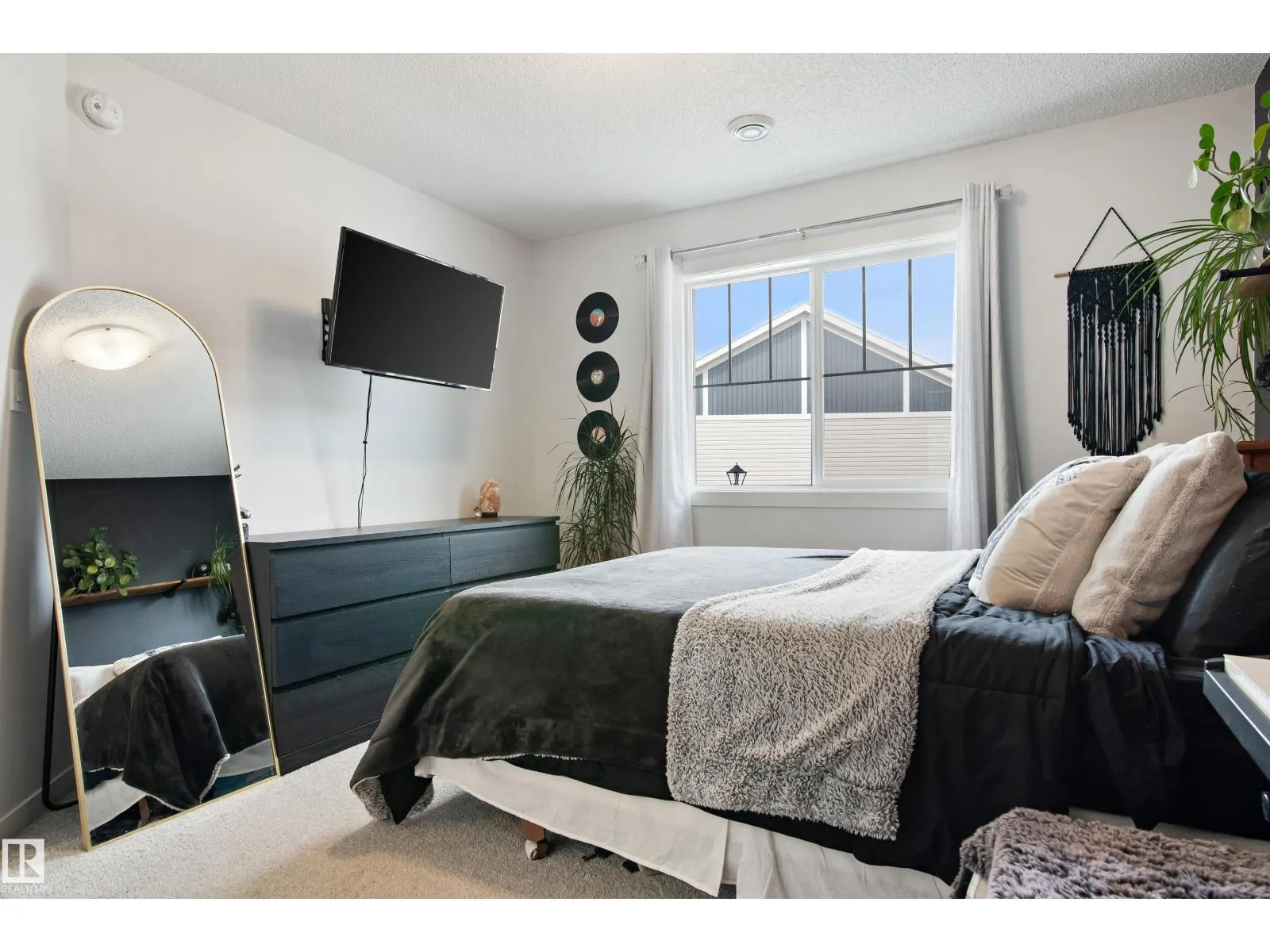 #84 17832 78 ST NW