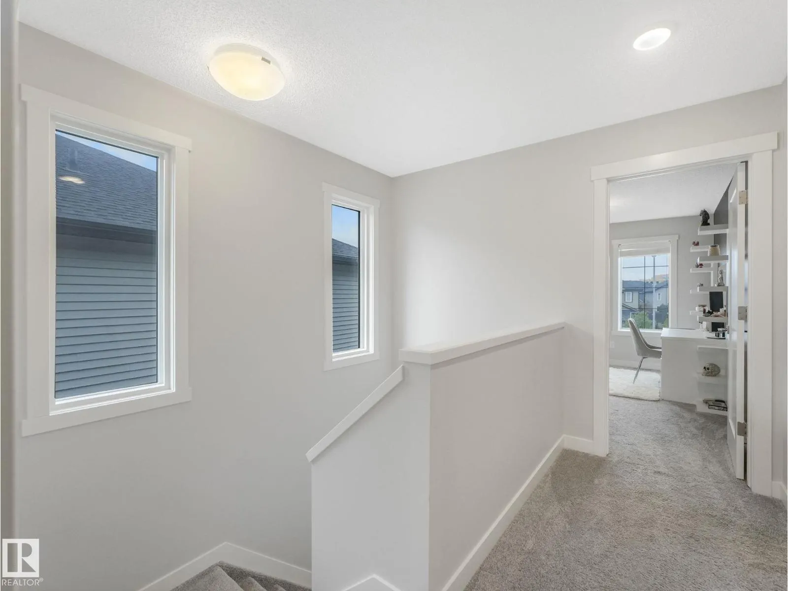 103 AMBERLEY WY