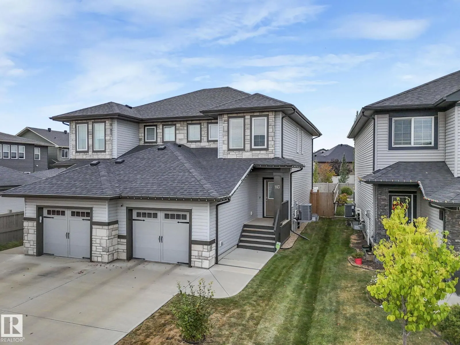 103 AMBERLEY WY